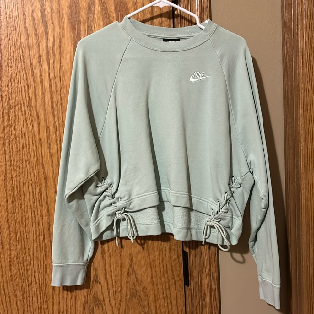 Nike cropped crewneck mint green